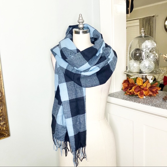 BCBGeneration Accessories - BCBGenerations Blue Flannel Plaid Winter Scarf New